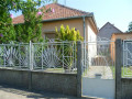 Detaljno